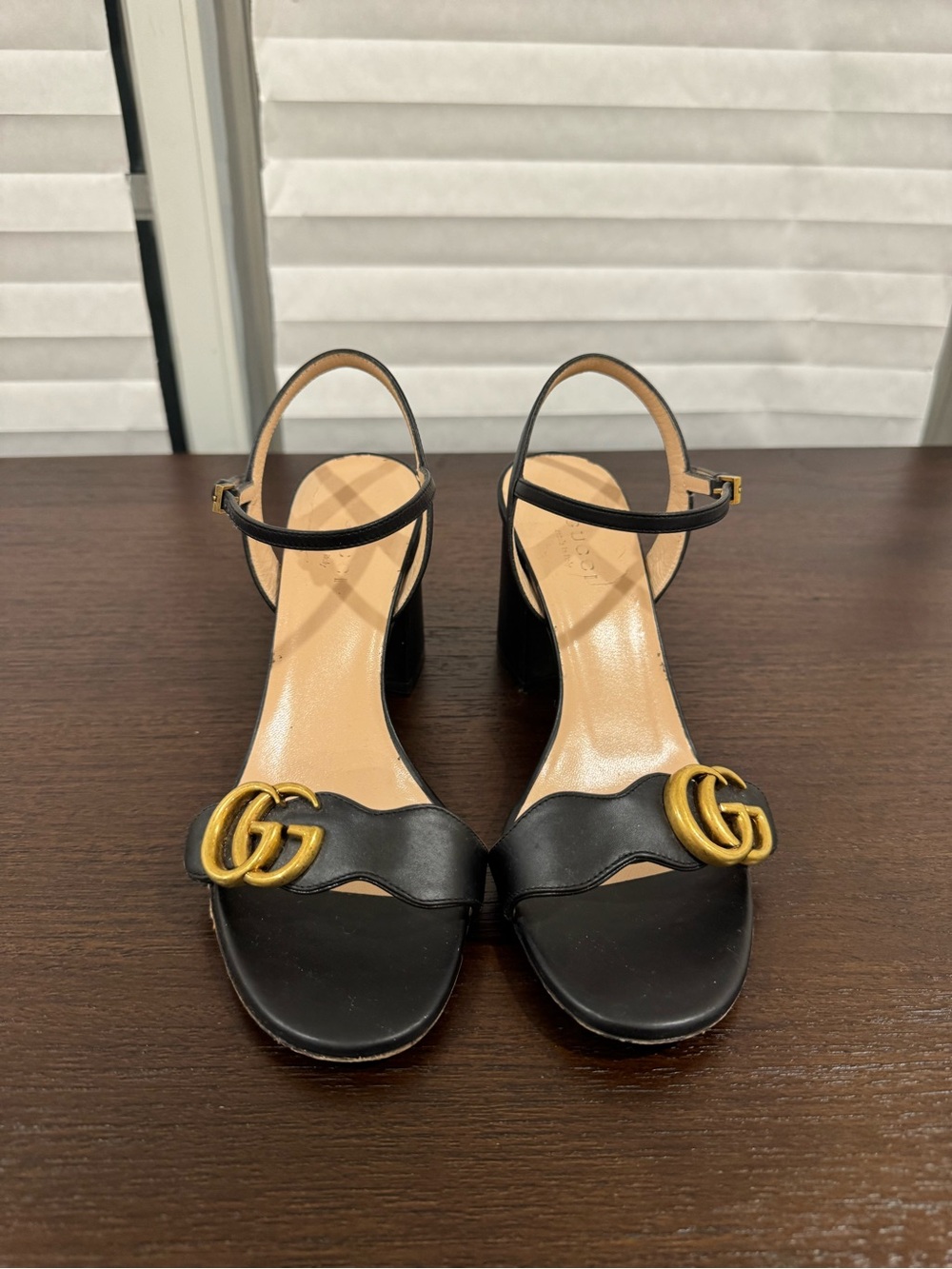 Gucci Black Leather Block-Heel Sandals with Gold Double G
